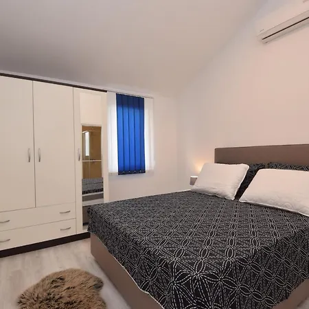 Apartment Seafront New Zdrijac Xi Nin