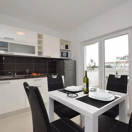 Apartment Seafront New Zdrijac Xi *